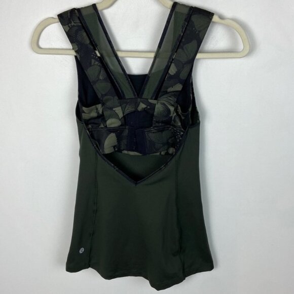 Lululemon Super Sport Tank Top Gator Green Biggie Fly Size 2 Built in Bra Yoga - Picture 6 of 11